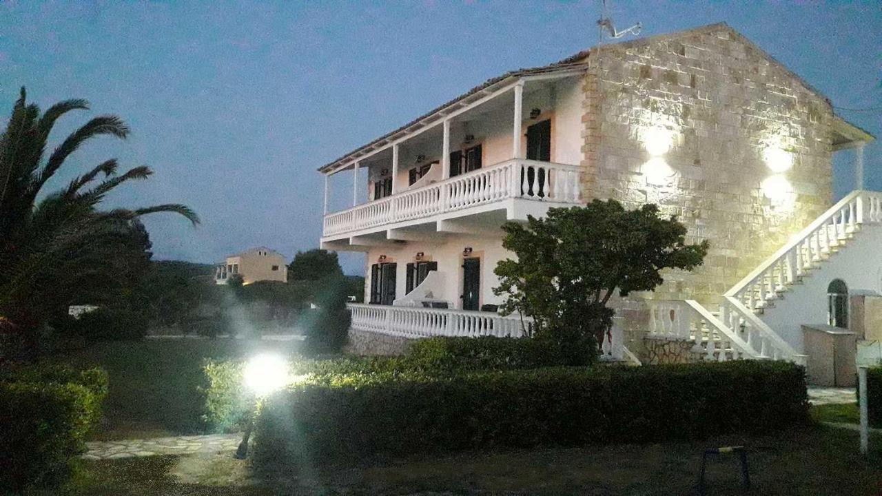 Elli Beach Apartments And Studios Almiros Beach ภายนอก รูปภาพ