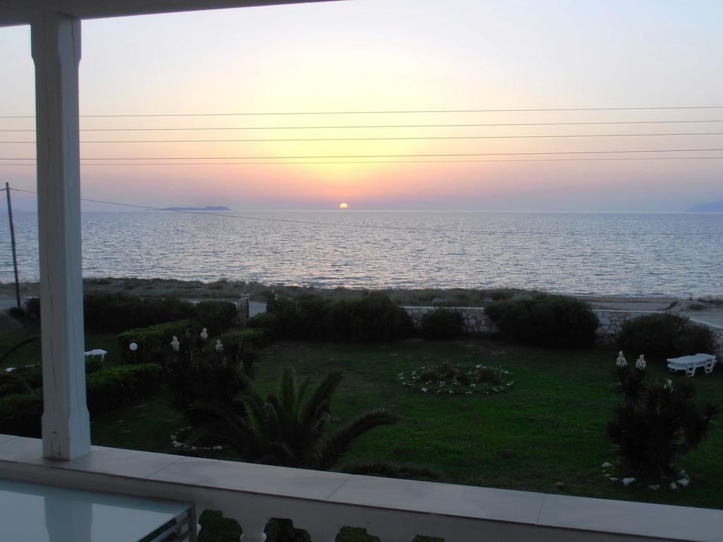 Elli Beach Apartments And Studios Almiros Beach ภายนอก รูปภาพ