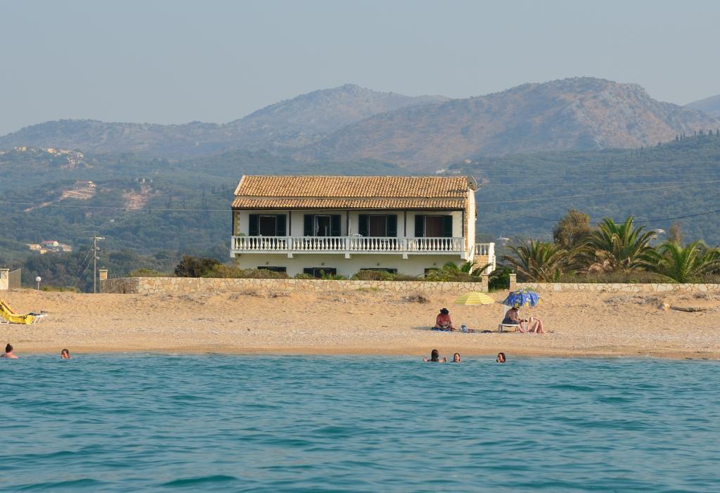 Elli Beach Apartments And Studios Almiros Beach ภายนอก รูปภาพ