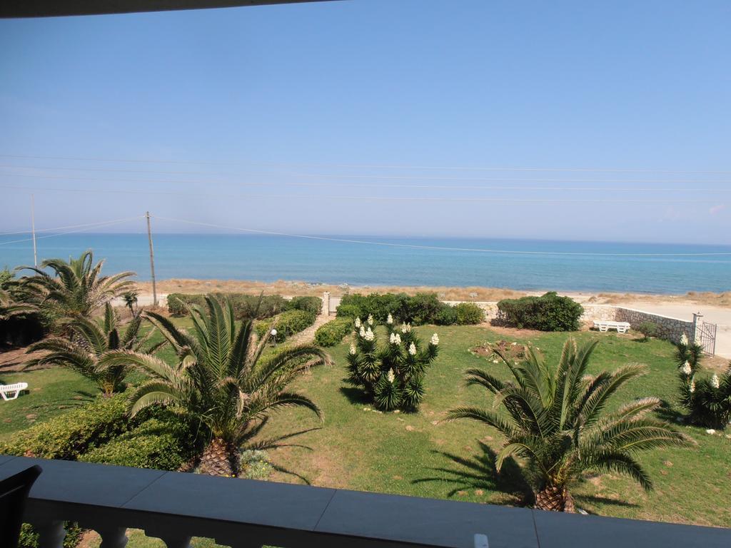 Elli Beach Apartments And Studios Almiros Beach ภายนอก รูปภาพ